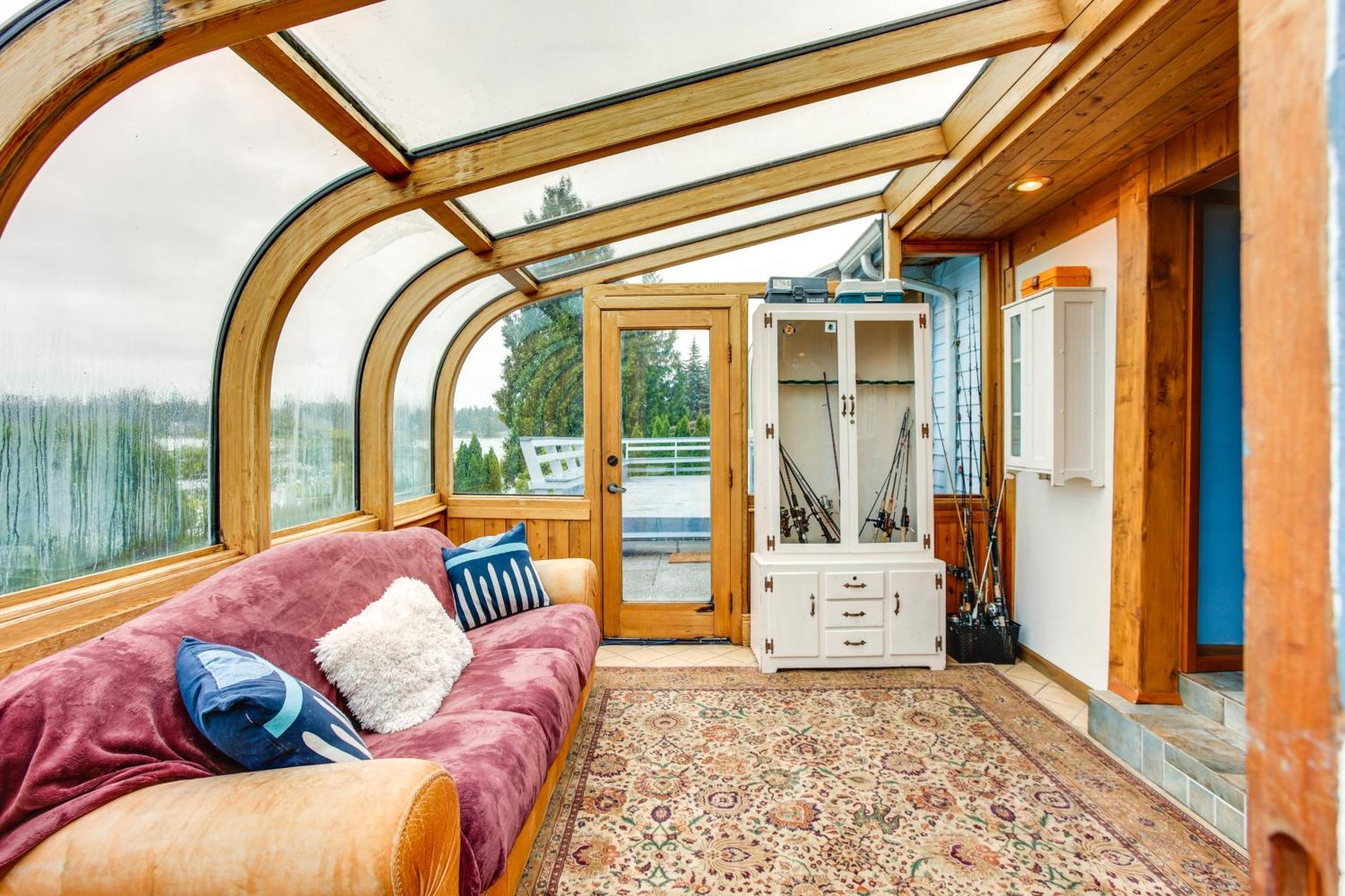 Tacoma Home On Steilacoom Lake With Dock! Exteriör bild