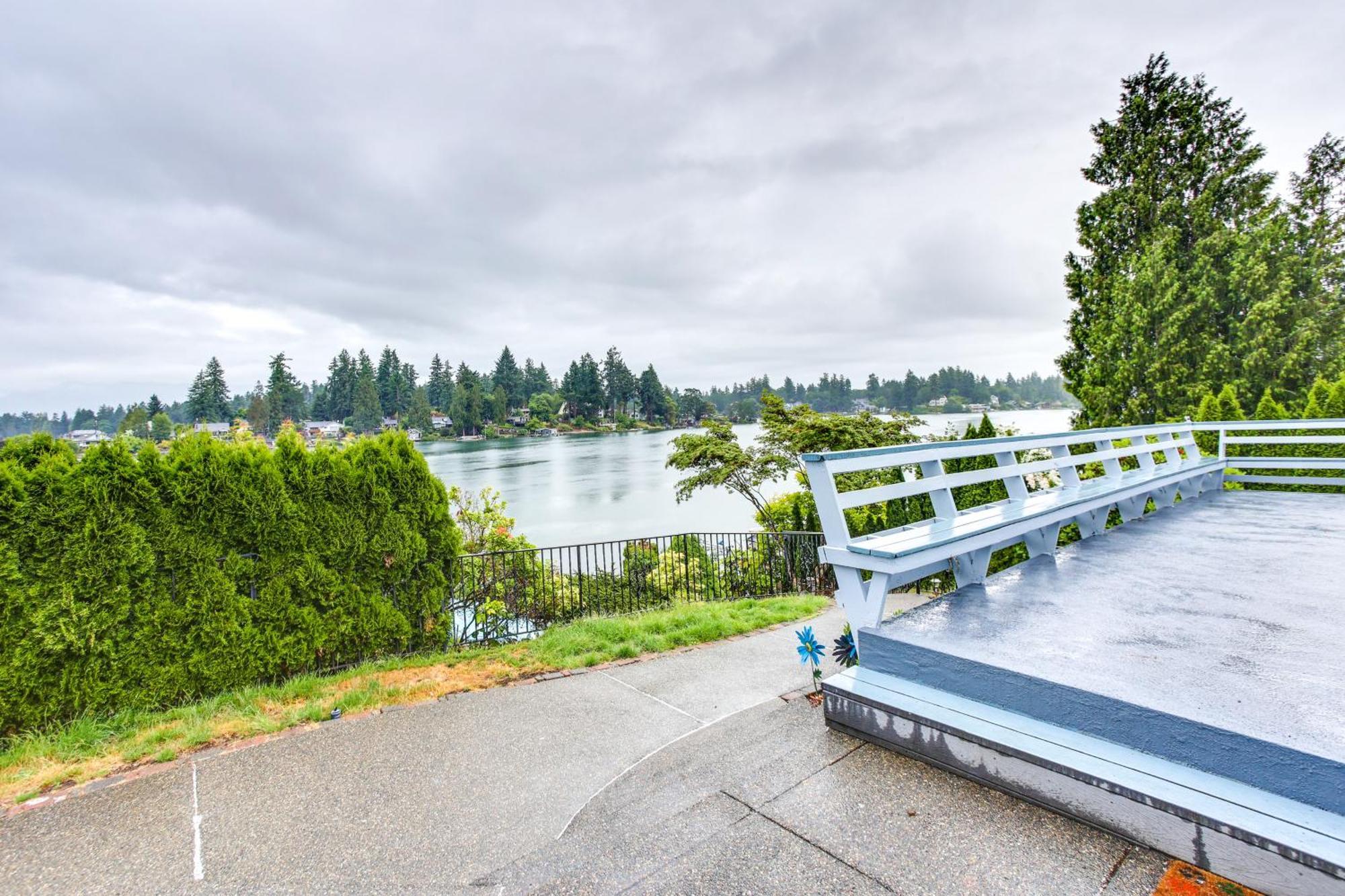 Tacoma Home On Steilacoom Lake With Dock! Exteriör bild